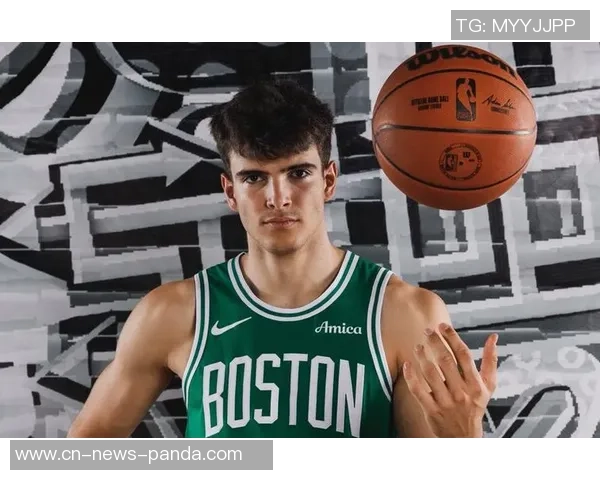 马祖拉称赞A西蒙斯手感火热助力球队攻防两端提升表现 马祖拉称赞A西蒙斯手感火热助力球队攻防两端提升表现